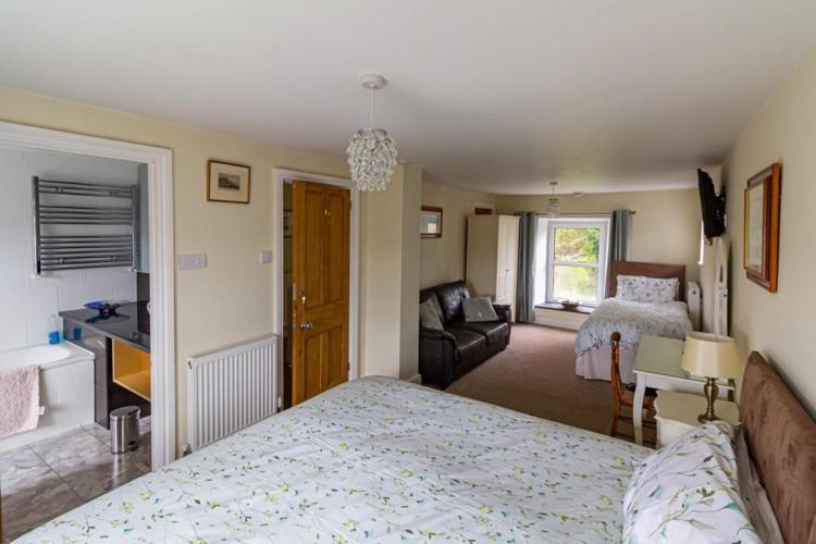 Maes Y Gwaelod Bed & Breakfast Llanwrtyd Wells Exterior photo